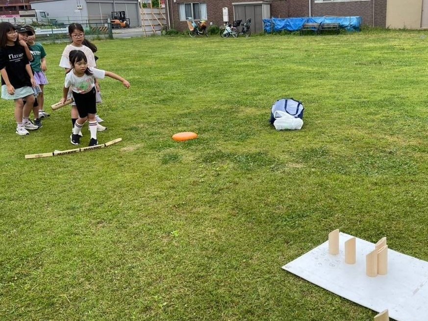 写真:まちのそこらへんが遊び場!