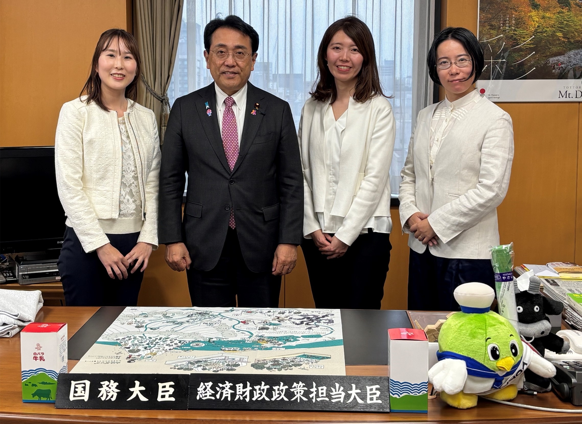 日本政府への政策提言の様子